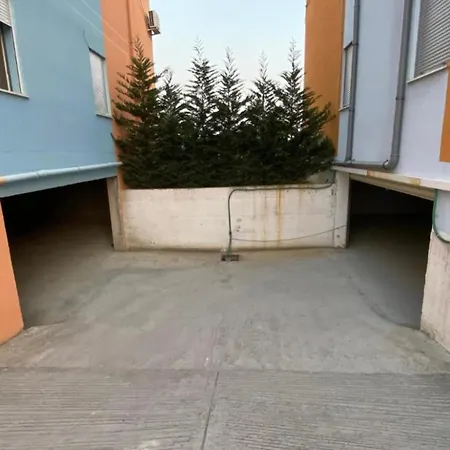 Emma's Plazhi San Pietro